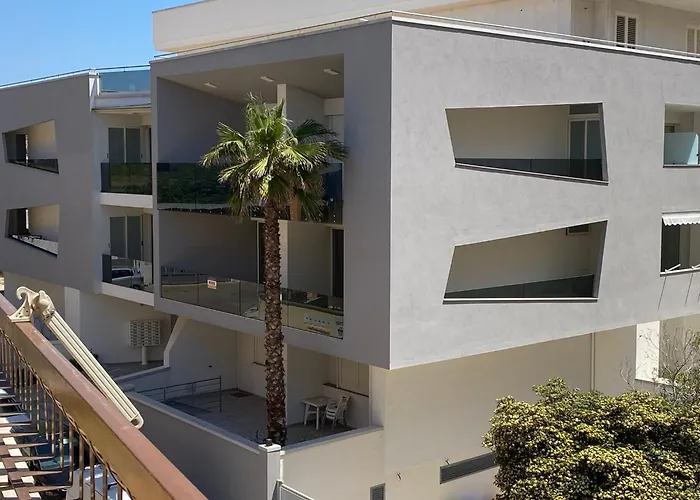 Apartman Elegant House *