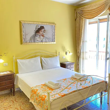 Elegant House Apartment *