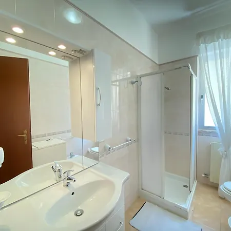 Apartment Elegant House