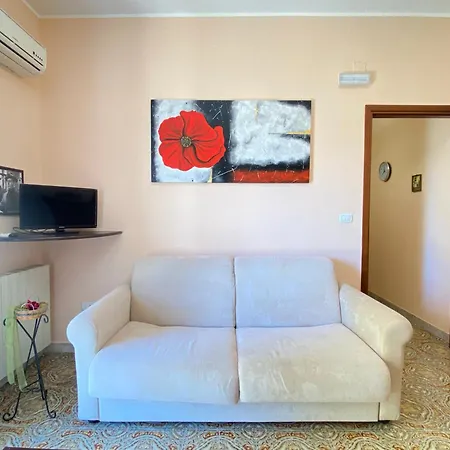 Apartment Elegant House *